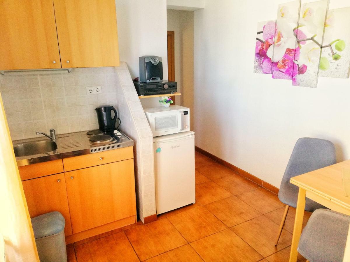 Apartments Jadranka Tučepi Eksteriør bilde